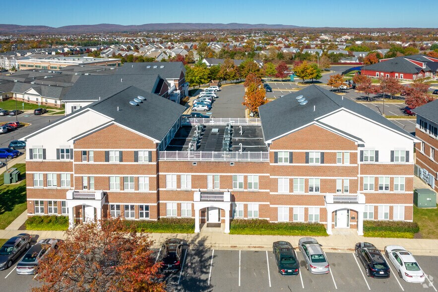 More Photos Of 7300-7350 Heritage Village Plz, Gainesville Coworking Space