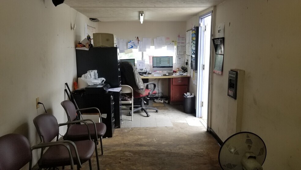 More Photos Of 601 West Ave, Jenkintown Post Office For Sale