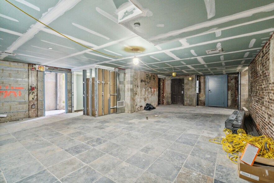 More Photos Of 241-243 Chestnut St, Philadelphia Apartments For Sale