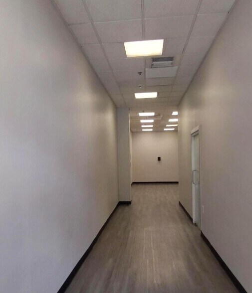 More Photos Of 50 S Pickett St, Alexandria Medical For Sale