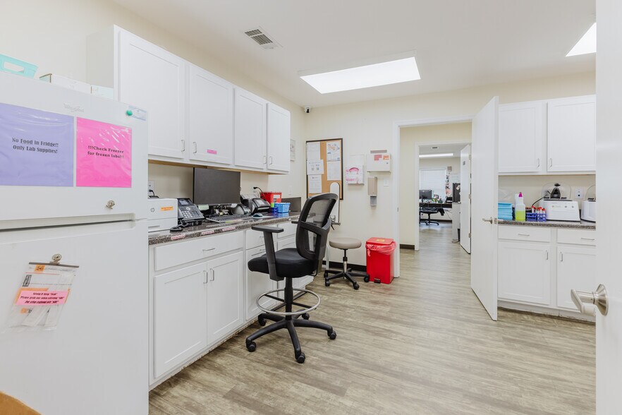 More Photos Of 412 E 4th Ave, Cordele Healthcare For Sale
