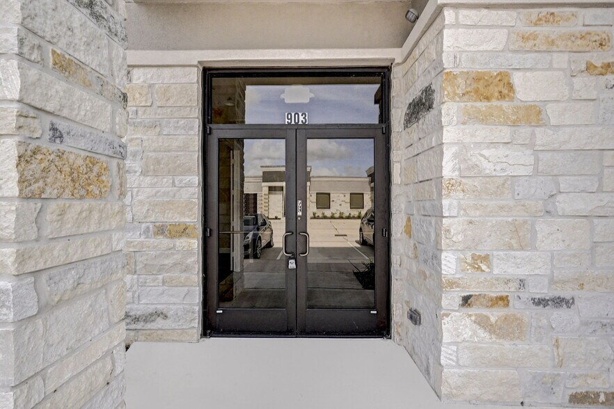 More Photos Of 25145 Star Ln, Katy Medical For Lease