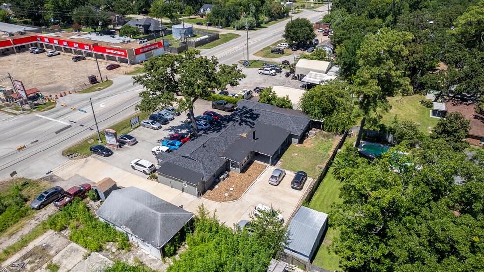 More Photos Of 13026 Cypress North Houston Rd, Cypress Loft Creative Space For Sale