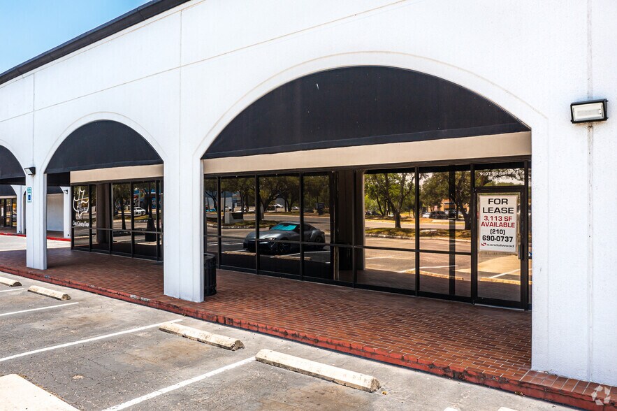 More Photos Of 9107 Marbach Rd, San Antonio Unknown For Lease