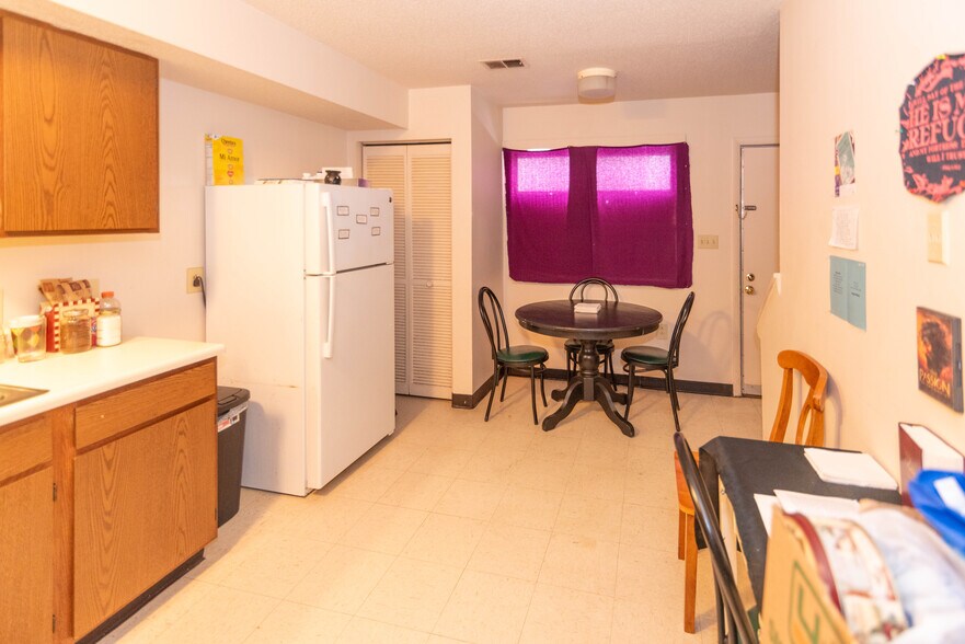 More Photos Of 303 Crusader Rd, Cambridge Multifamily For Sale