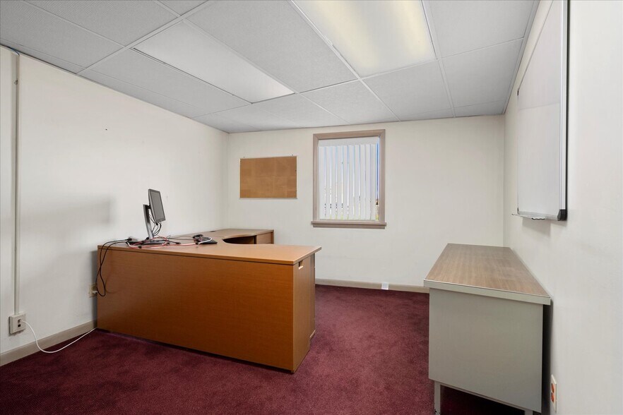 More Photos Of 1660 Champlin Ave, Utica Office Residential For Sale