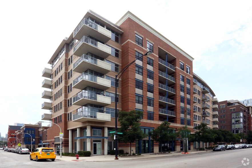 More Photos Of 511 W Division St, Chicago Apartments For Lease