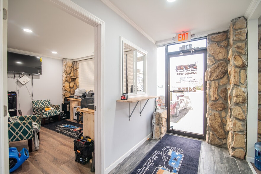 More Photos Of 710 Sandy Ln, Surfside Beach Warehouse For Sale