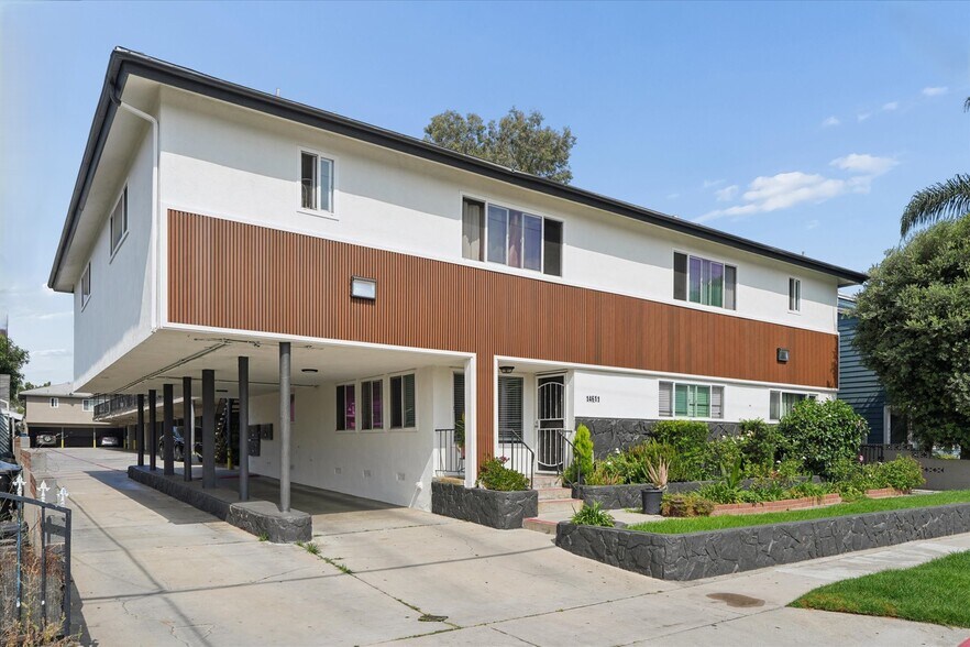 More Photos Of 14611 Larch Ave, Lawndale Apartments For Sale