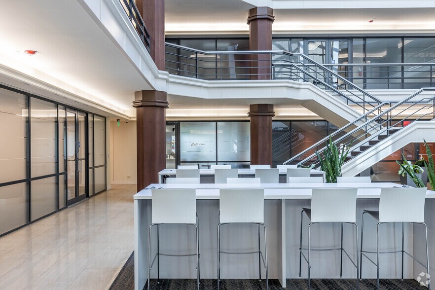 More Photos Of 800 Fairway Dr, Deerfield Beach Office Residential For Lease