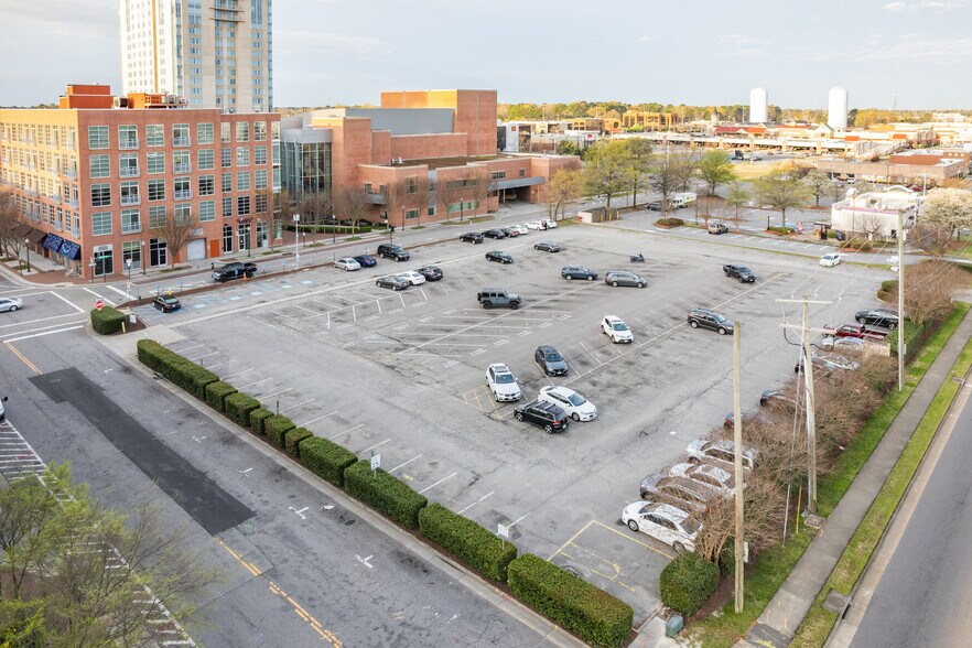 More Photos Of 4565 Virginia Beach Blvd, Virginia Beach Office For Lease