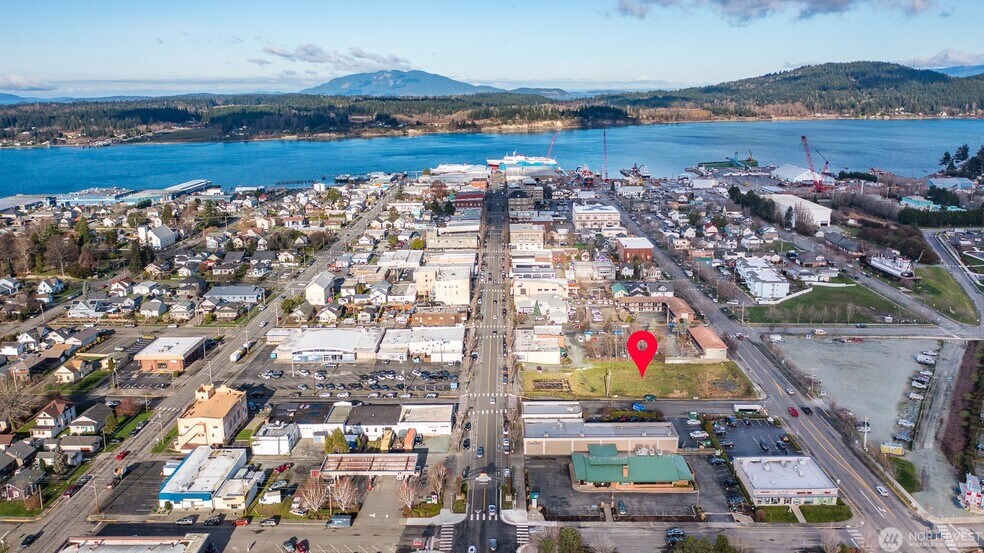 More Photos Of 904 10th St, Anacortes Land For Sale