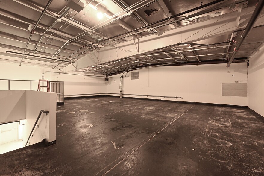 More Photos Of 5739 Bueno Dr, Fort Collins Manufacturing For Lease