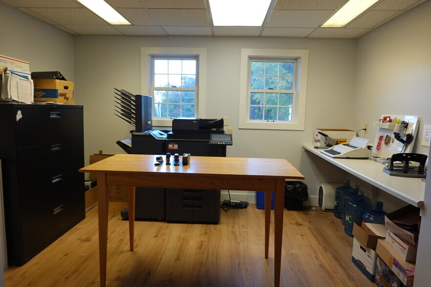 More Photos Of 527 Ocean Ave, Portland Medical For Sale