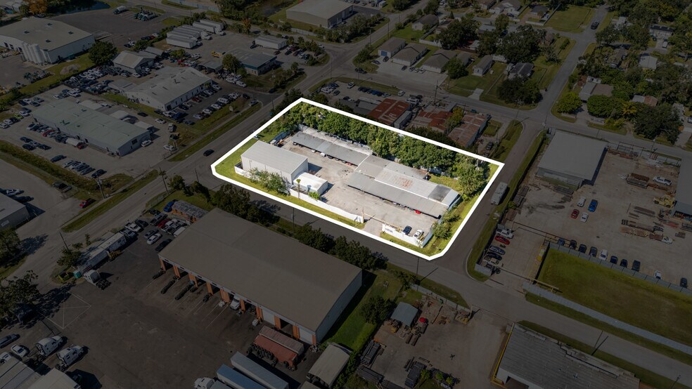 More Photos Of 204 5th St, Orlando Industrial For Sale
