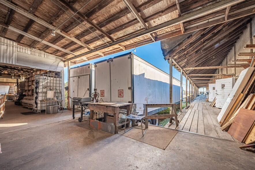 More Photos Of 160 W Haines Blvd, Lake Alfred Self Storage For Sale