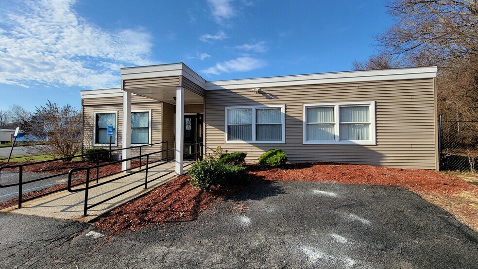 More Photos Of 200 Lake St, Newburgh Healthcare For Sale