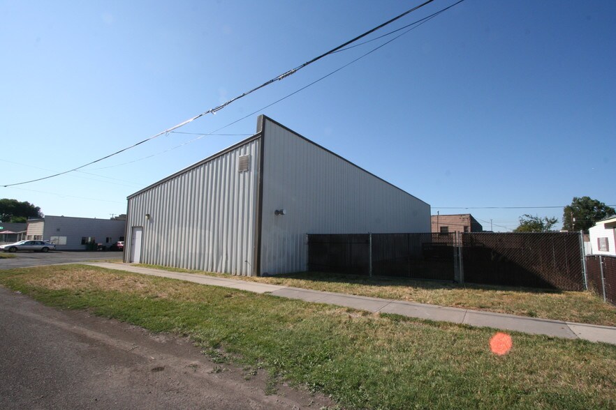 More Photos Of 140 Martin St, Klamath Falls Flex For Lease