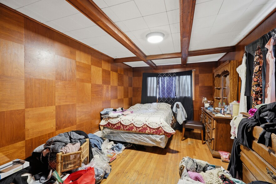 More Photos Of 23589-23593 Van Born Rd, Taylor Freestanding For Sale