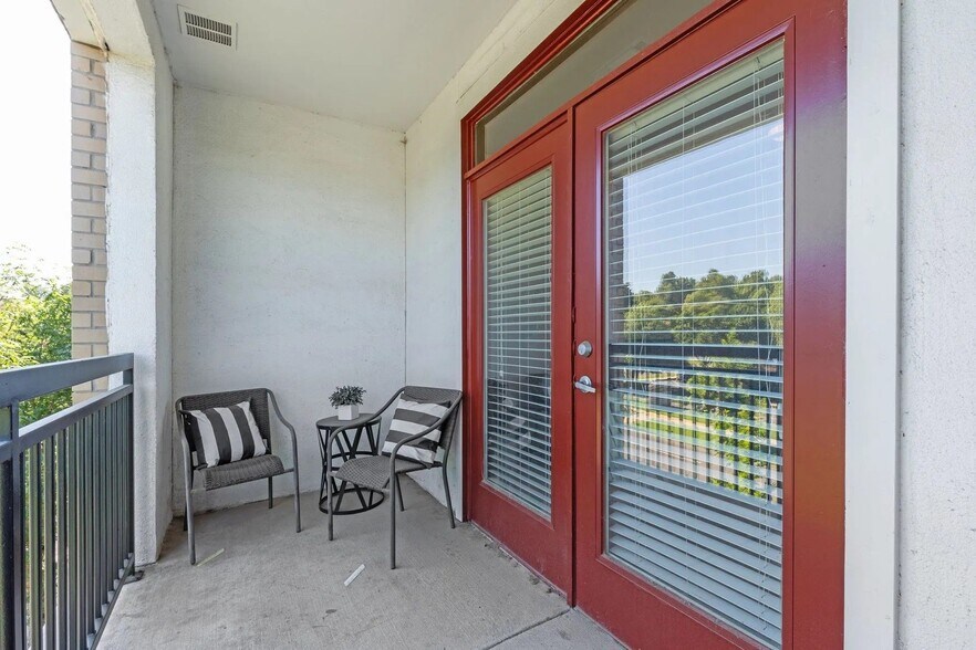 More Photos Of 1325 N Walker Ave, Oklahoma City Apartments For Lease
