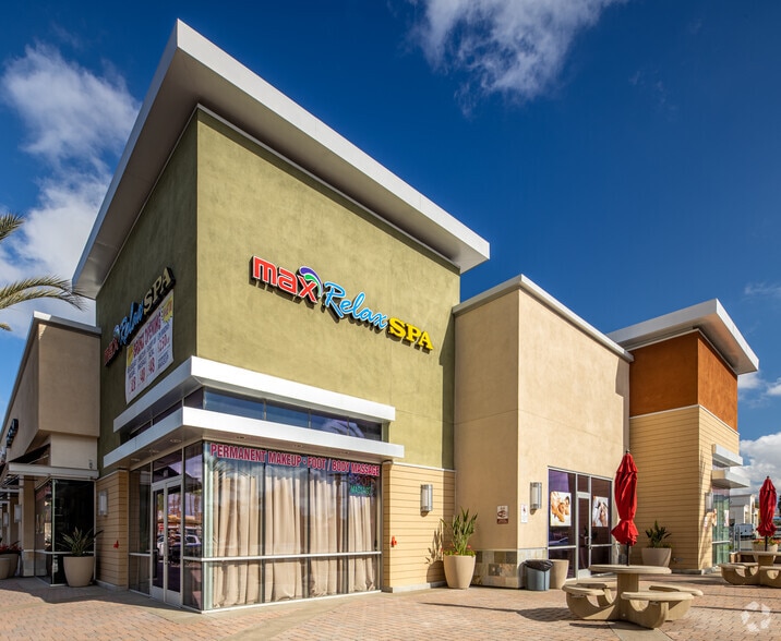 More Photos Of 23642 Rockfield Blvd, Lake Forest General Retail For Lease