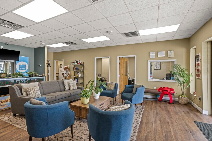 More Photos Of 118 Rainbow Lake Rd, Boiling Springs Auto Dealership For Sale