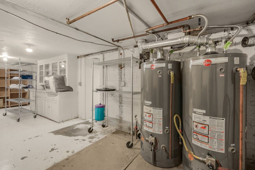 More Photos Of 233 SE 4th St, Pendleton Restaurant For Sale