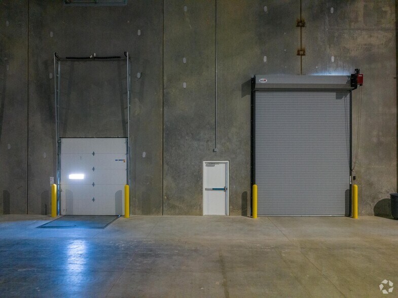 More Photos Of 283 Cardinal Dr, Marengo Warehouse For Sale