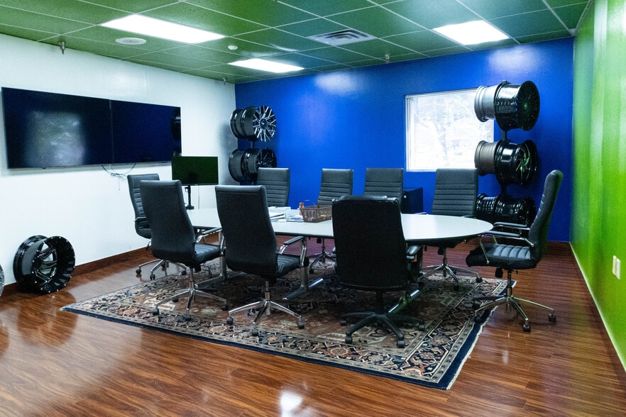 More Photos Of 3033 Military Pky, Mesquite Warehouse For Sale