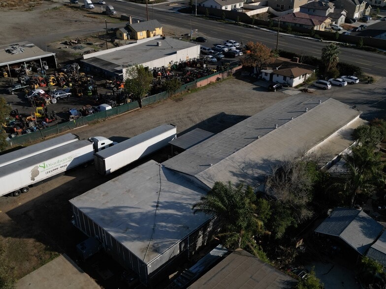More Photos Of 8551 Mission Blvd, Jurupa Valley Warehouse For Sale