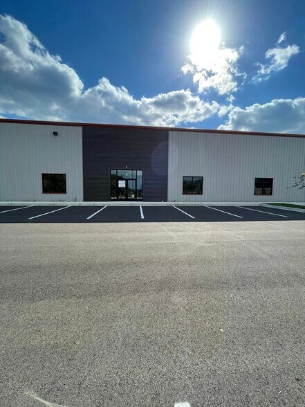 More Photos Of 331 Aviation Way, Frederick Light Manufacturing For Lease