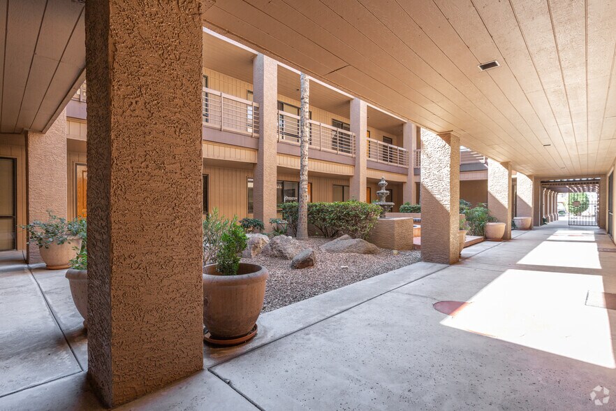 More Photos Of 931 E Southern Ave, Mesa Office For Lease