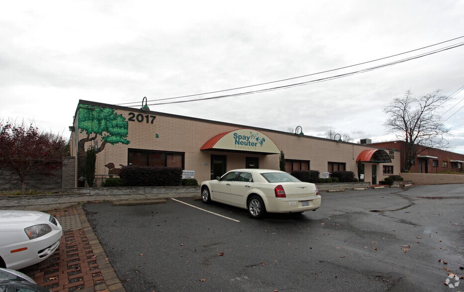 More Photos Of 2017-2023 N Davidson St, Charlotte Flex For Lease