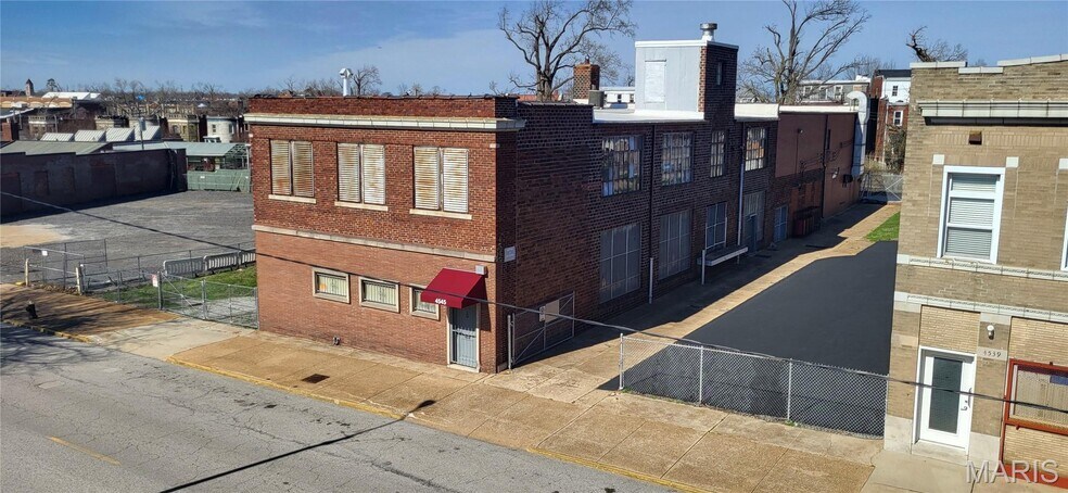 More Photos Of 4545 Olive St, Saint Louis Industrial For Sale