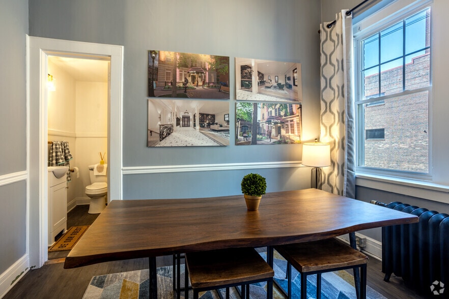 More Photos Of 508 N Tryon St N, Charlotte Apartments For Sale