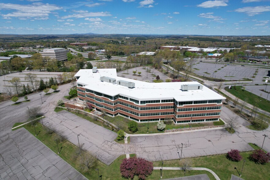 More Photos Of 900 W Park Dr, Westborough Office For Lease