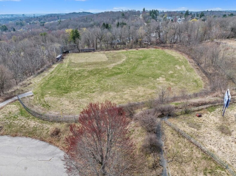 More Photos Of 781 Grove St, Worcester Land For Sale