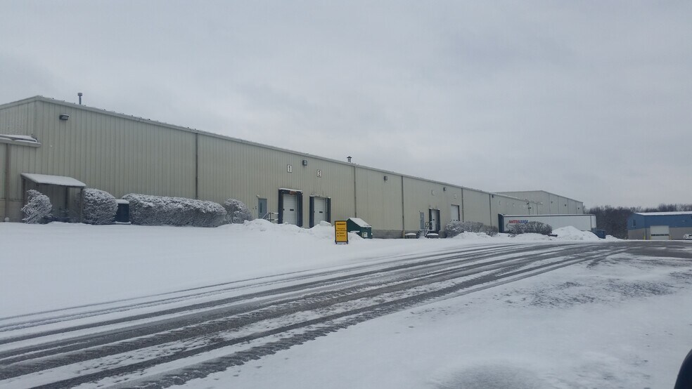 More Photos Of 5650 Wattsburg Rd, Erie Distribution For Lease