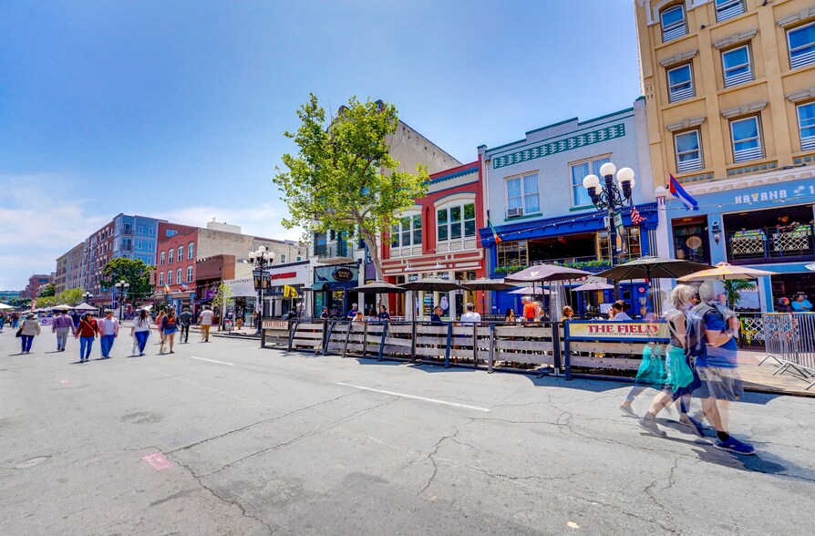 More Photos Of 520 5th Ave, San Diego Storefront For Sale