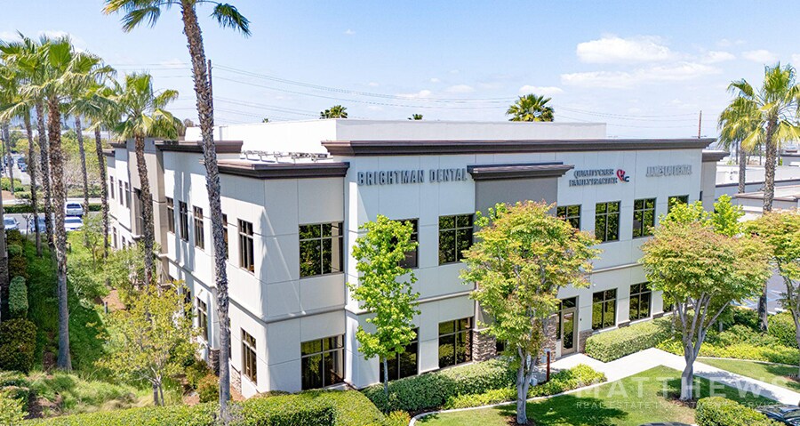 Primary Photo Of 2083 Compton Ave, Corona Medical For Sale