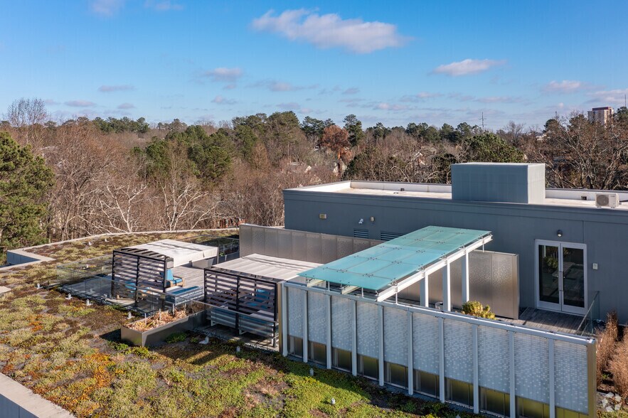 More Photos Of 6655 Peachtree Dunwoody Rd, Atlanta Office For Sale