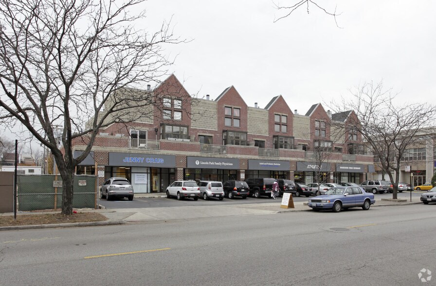More Photos Of 1301 W Diversey Pky, Chicago Unknown For Lease