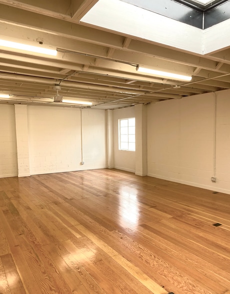 More Photos Of 141 N Ventura Ave, Ventura Unknown For Lease