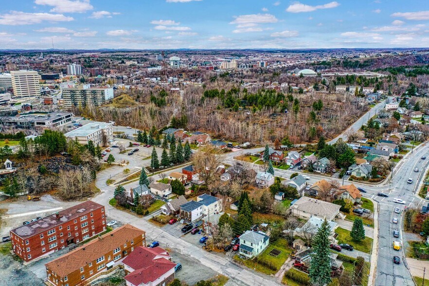 More Photos Of 358 Cartier Av, Sudbury Apartments For Sale