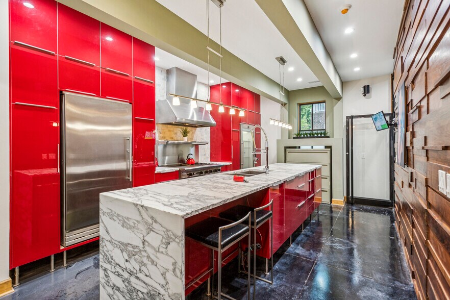 More Photos Of 692 Kirkwood Ave SE, Atlanta Storefront Retail Residential For Sale