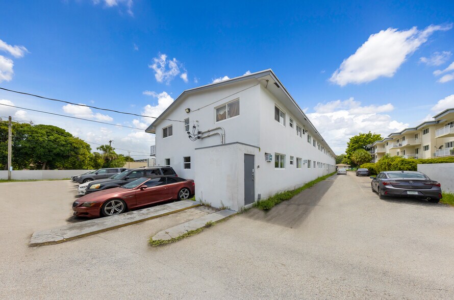 More Photos Of 13155-13175 NE 6th Ave, North Miami Multifamily For Sale
