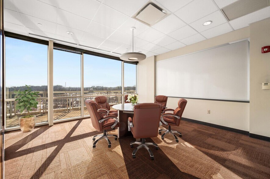 More Photos Of 505 Eagleview Blvd, Exton Unknown For Lease