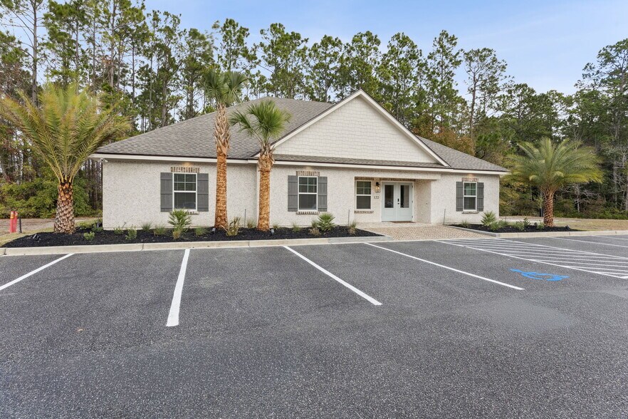 More Photos Of 122 Hawthorn Ln, Saint Marys Office For Lease