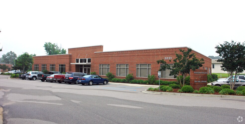 Primary Photo Of 3221 Sunset Blvd, West Columbia Unknown For Lease