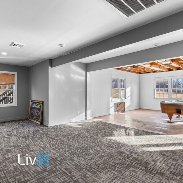 More Photos Of 1090 Route 22, Lebanon Restaurant For Sale